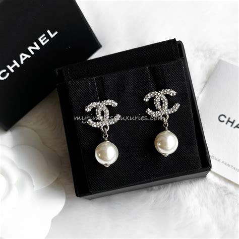 chanel pearl and crystal earrings|chanel earrings official website.